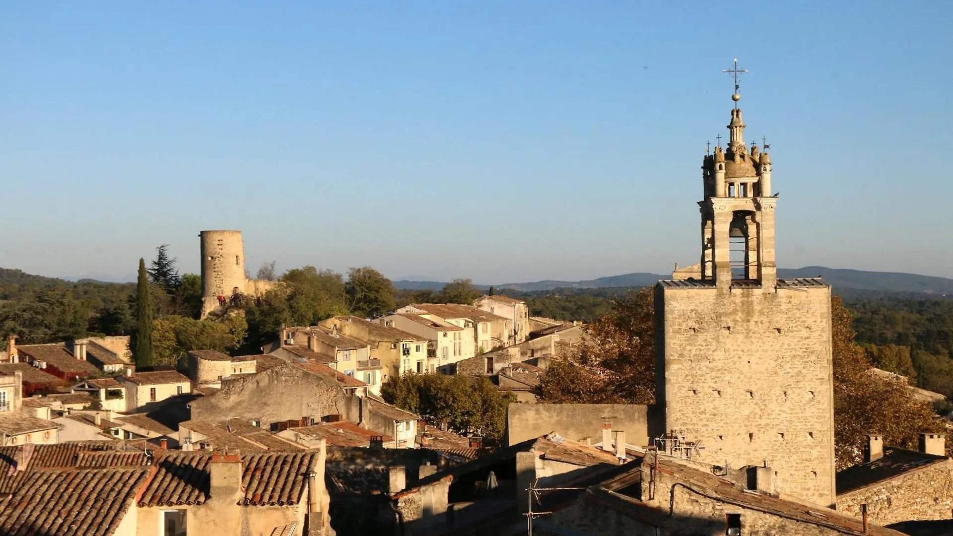 Le Point - Charming Artist'S Cottage In Provence Village Cucuron Holiday home