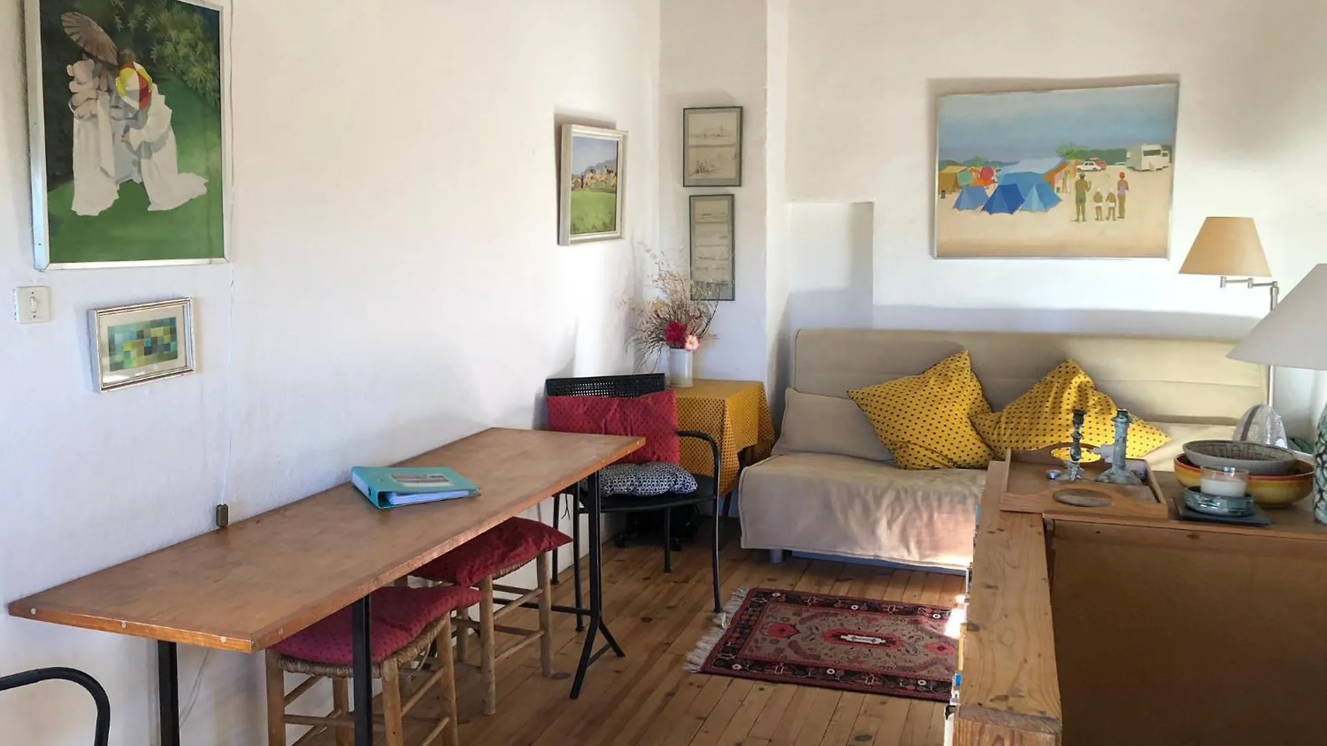 Le Point - Charming Artist'S Cottage In Provence Village Cucuron Holiday home
